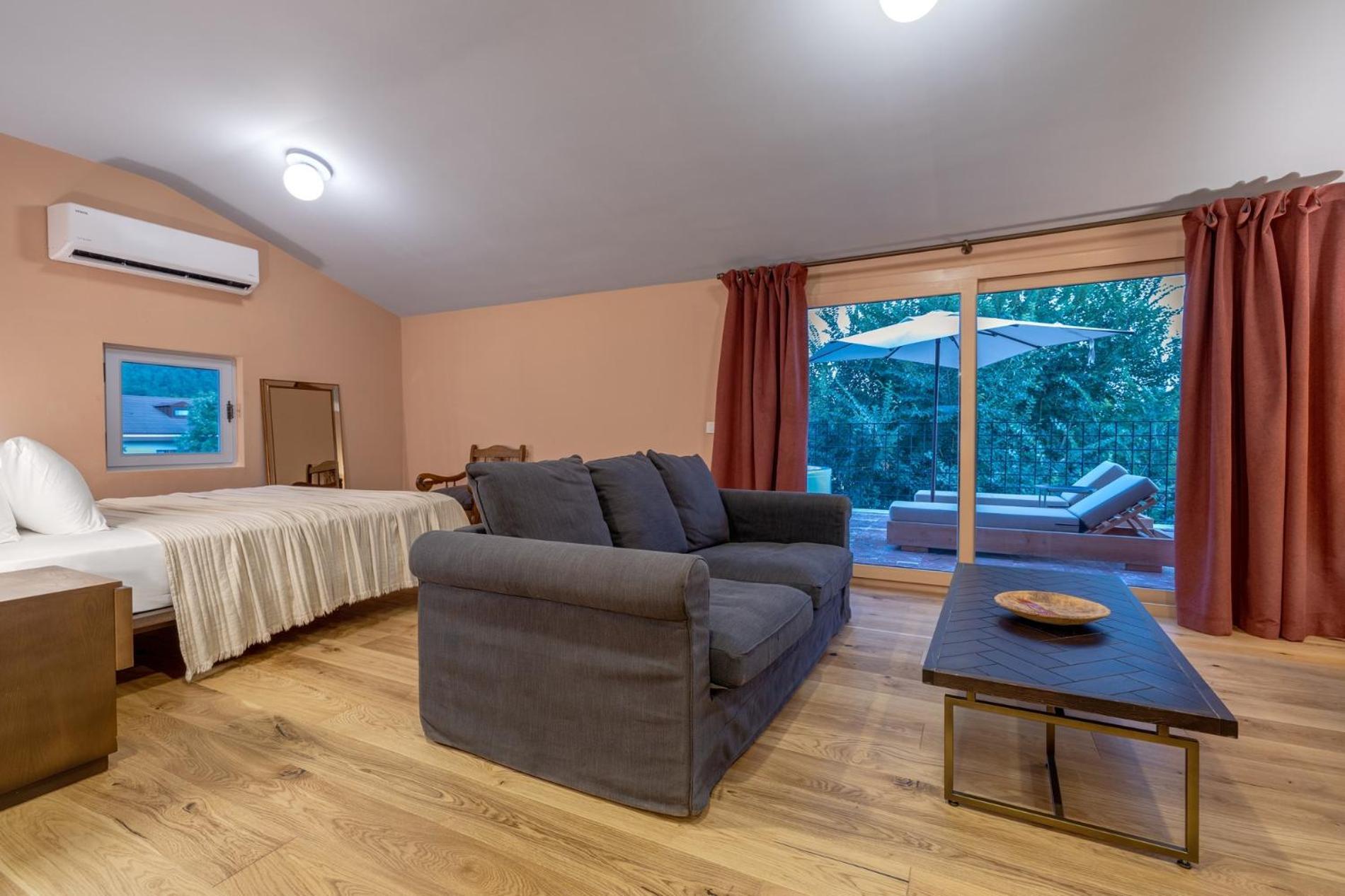 Yonca Anjelika Otel 교젝 외부 사진